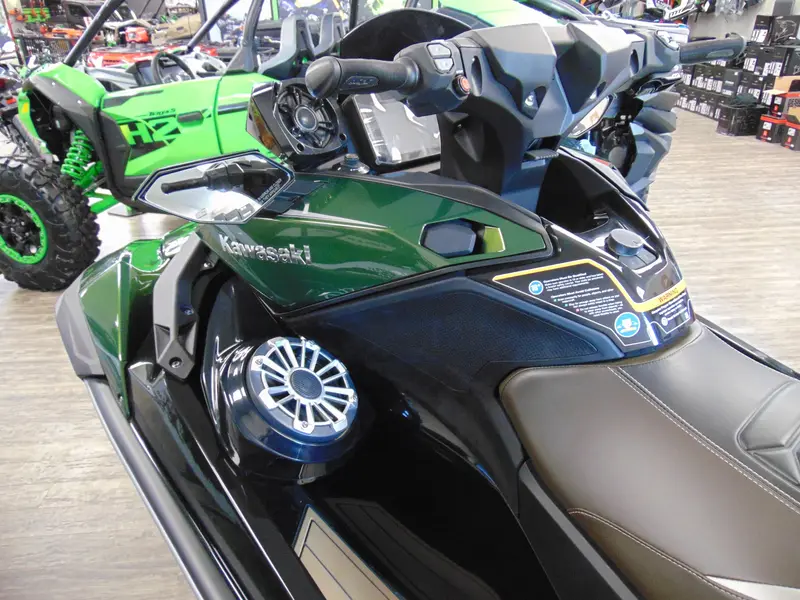 2025 Kawasaki ULTRA 310LX thumbnail 7