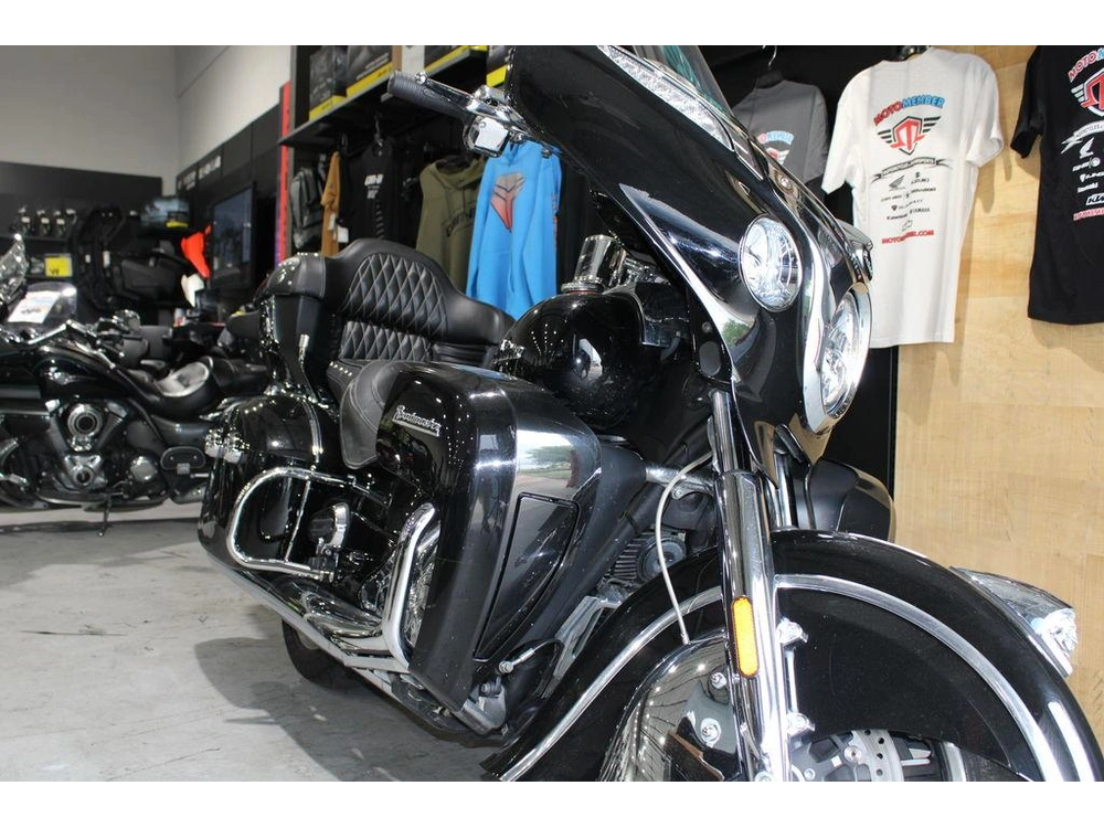 2019 Indian Motorcycle Roadmaster, Thunder Black , 49st Base alt