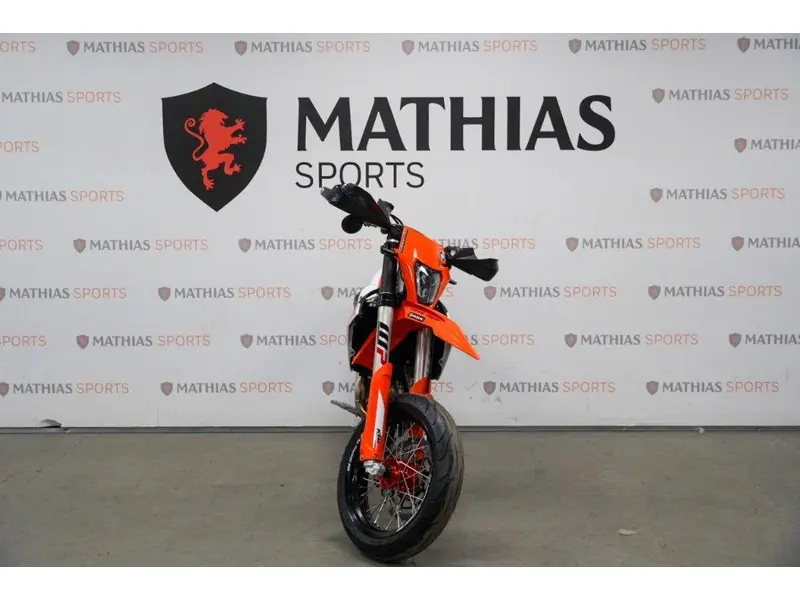 2023 KTM 450 SMR thumbnail 3