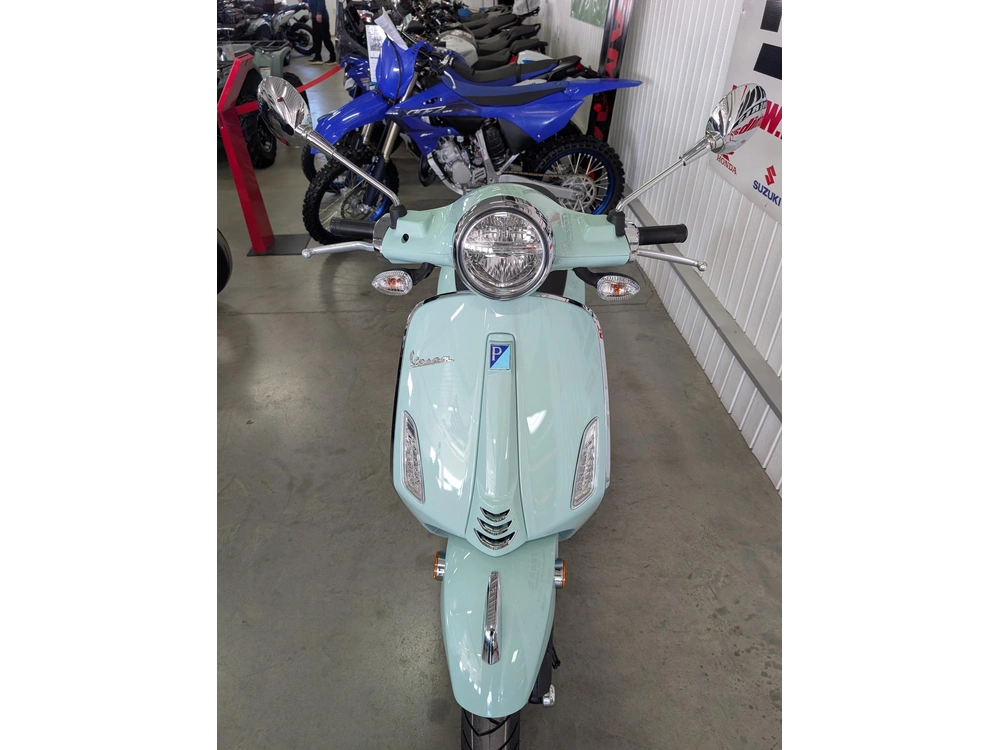 Vespa Primavera 50 2026 alt