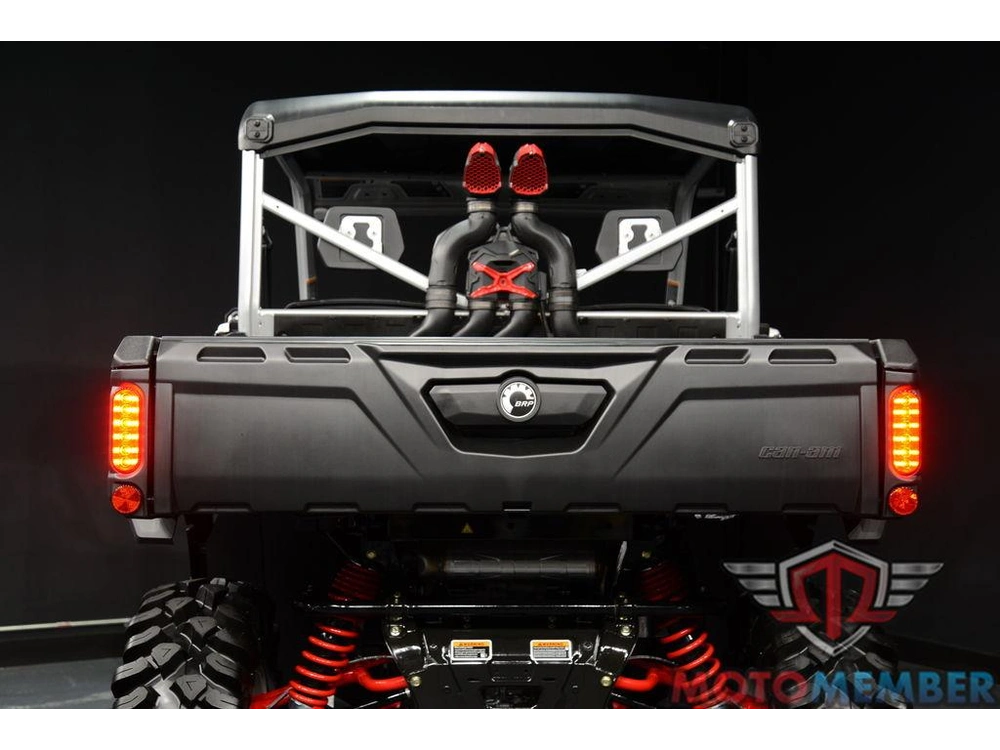 2025 Can-am Defender X Mr With Half-doors Hd10 Hyper Silver & Legion Red alt