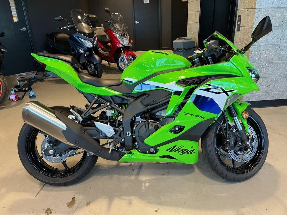 2026 Kawasaki Ninja® Zx™-4rr Abs alt