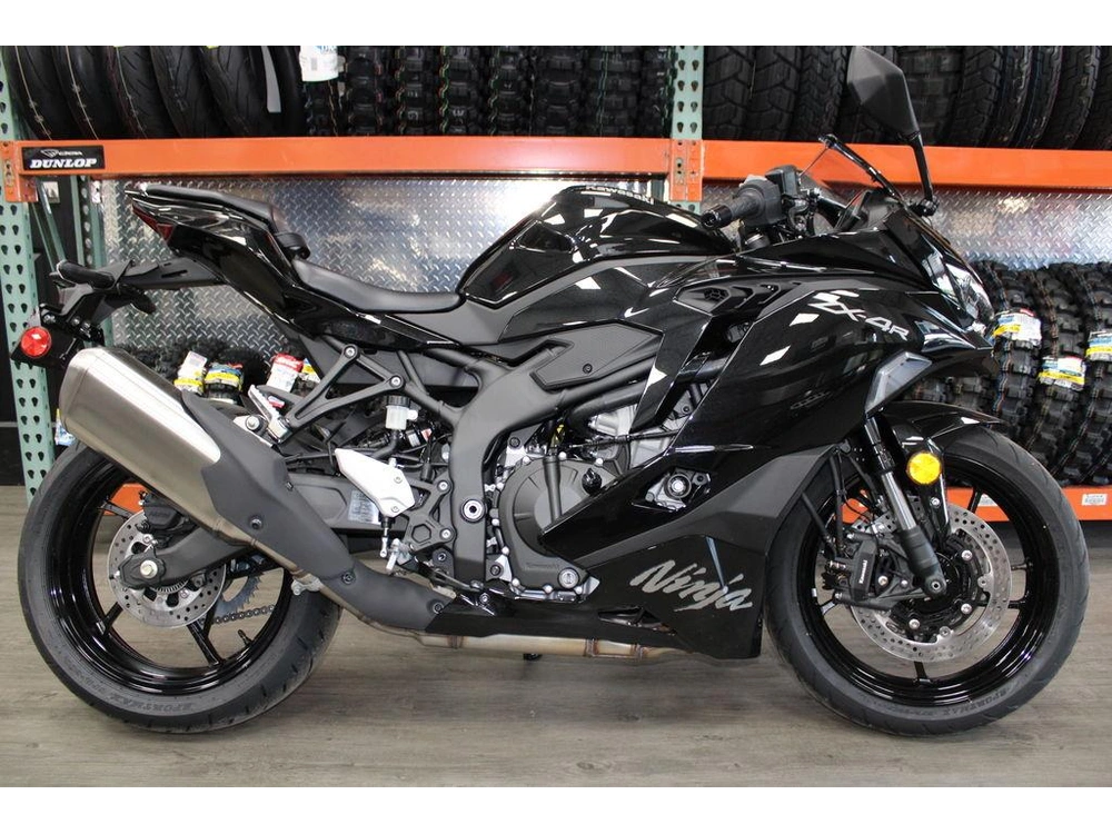 2025 Kawasaki Ninja® Zx™-4r Abs alt