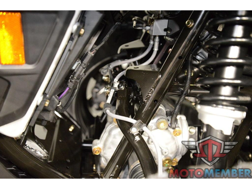 2026 Can-am Outlander Electric Max alt