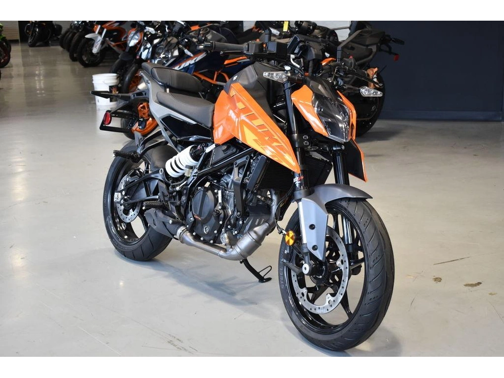 2024 Ktm 250 Duke alt