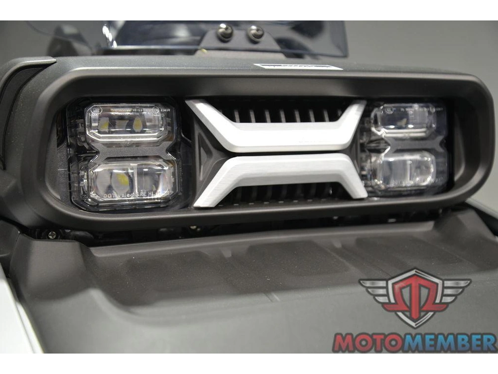 2025 Can-am Canyon alt