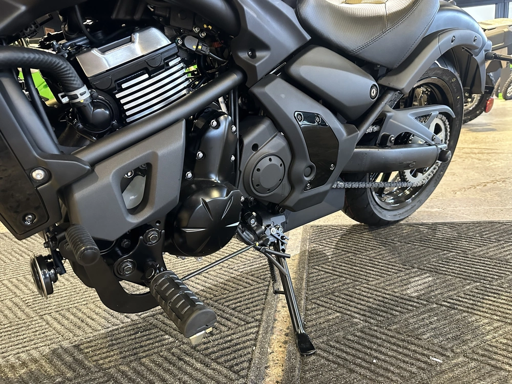 2026 Kawasaki Vulcan S alt