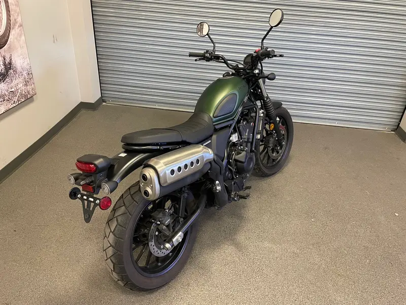 2023 Honda SCL500 - GREEN
