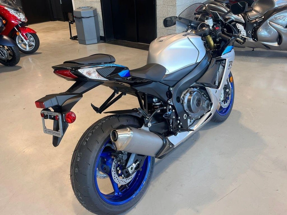 2026 Suzuki Gsx-r750 alt