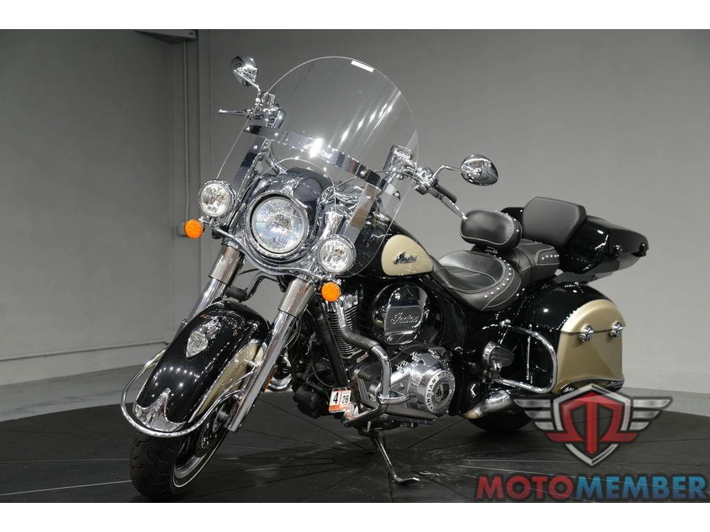 2022 Indian Motorcycle Springfield® Black Metallic/dirt Track Tan alt