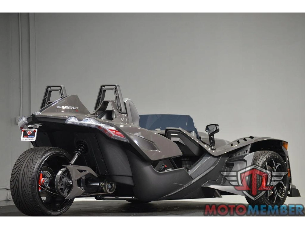 2025 Slingshot Slingshot® R alt