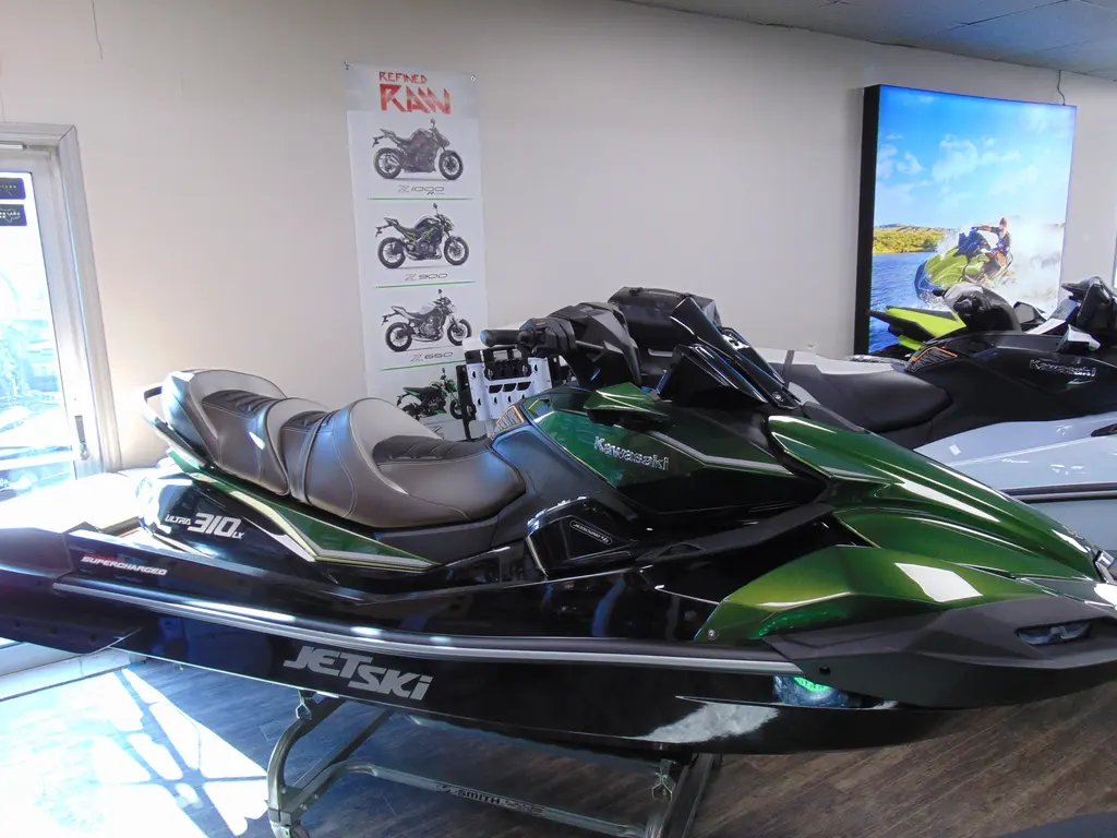 2025 Kawasaki ULTRA 310LX 