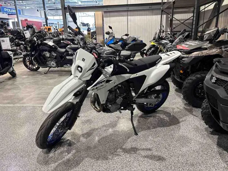 2025 Suzuki DR-Z4SM thumbnail 2