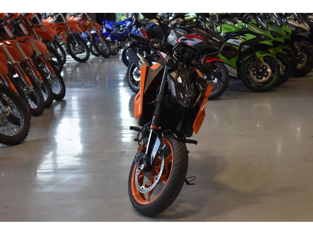 2024 Ktm 390 Duke alt