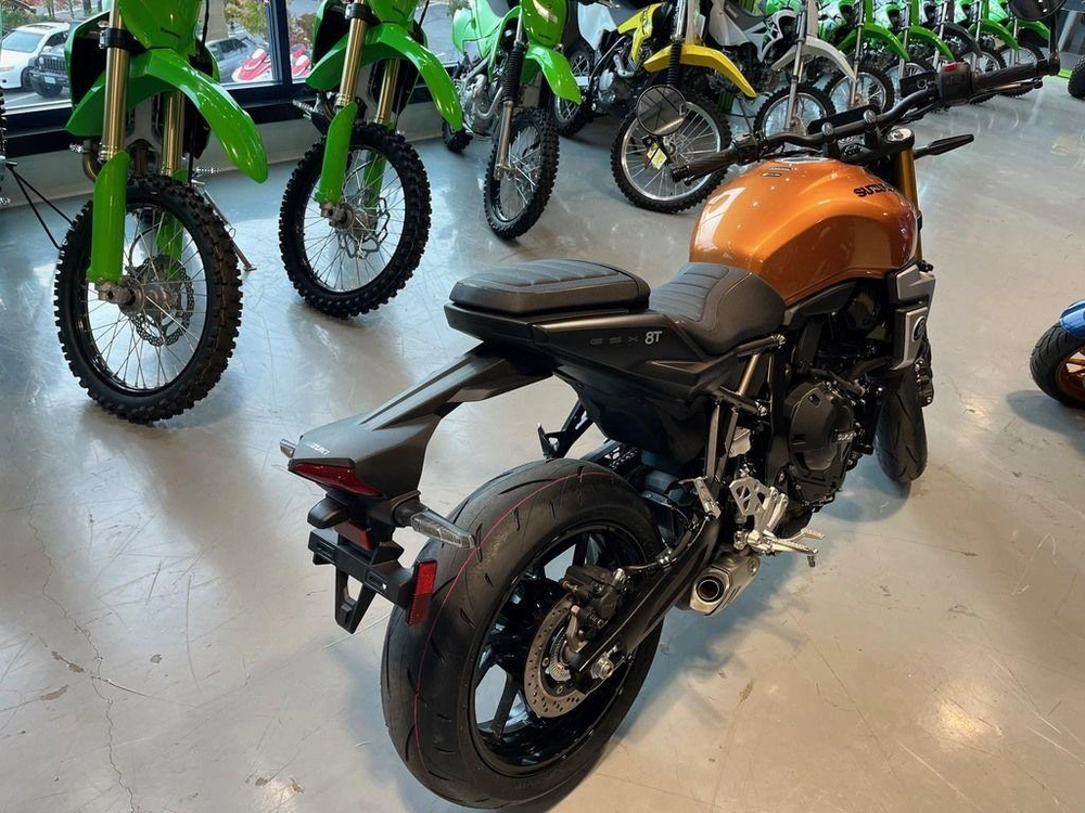 2026 Suzuki Gsx-8t alt
