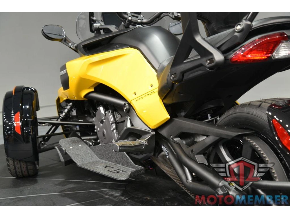 2026 Can-am Spyder F3-s alt
