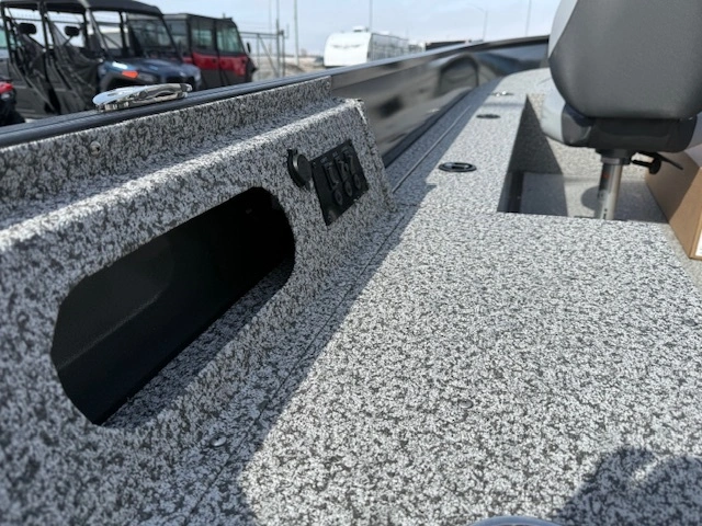 2026 Mirrocraft Outfitter 165t-0 alt