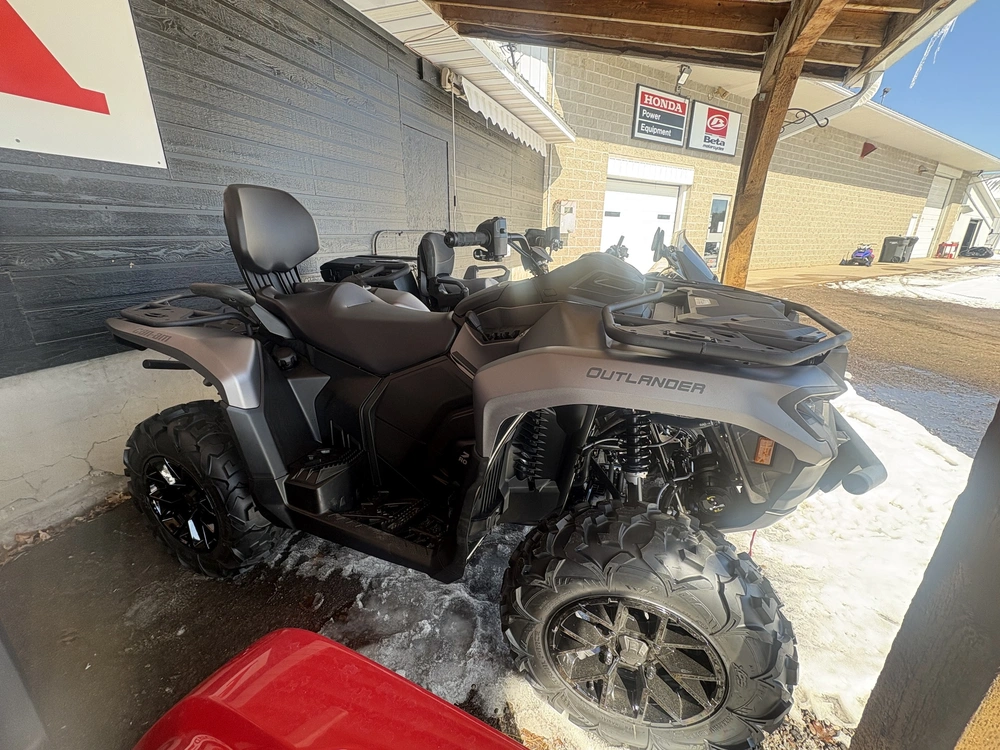 2026 Can-am Out Max Xt 700 alt