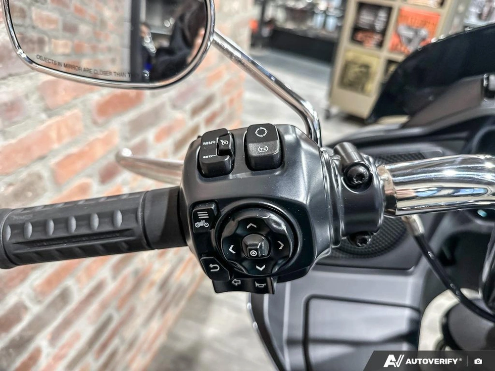 2026 Harley-davidson Road Glide alt