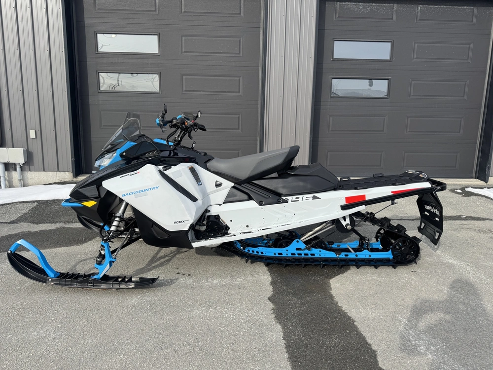 Ski-doo Backcountry Adrenaline 850 E-tec 2.0’’ 2022 alt