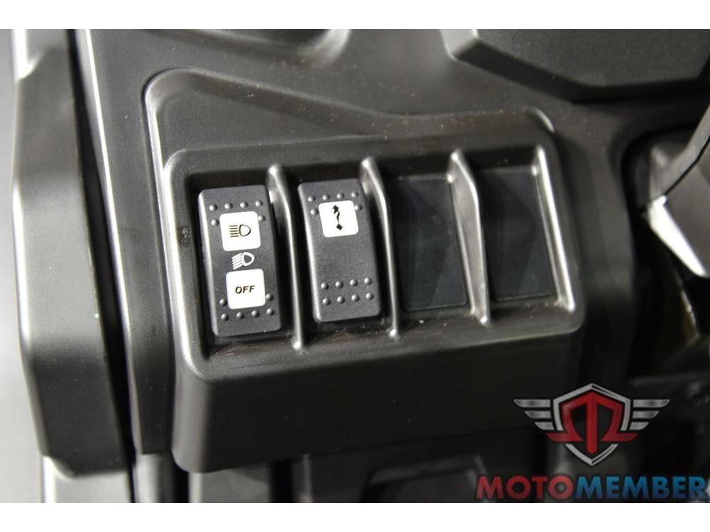 2025 Can-am Defender Limited Hd10 Desert Tan & Stealth Black alt