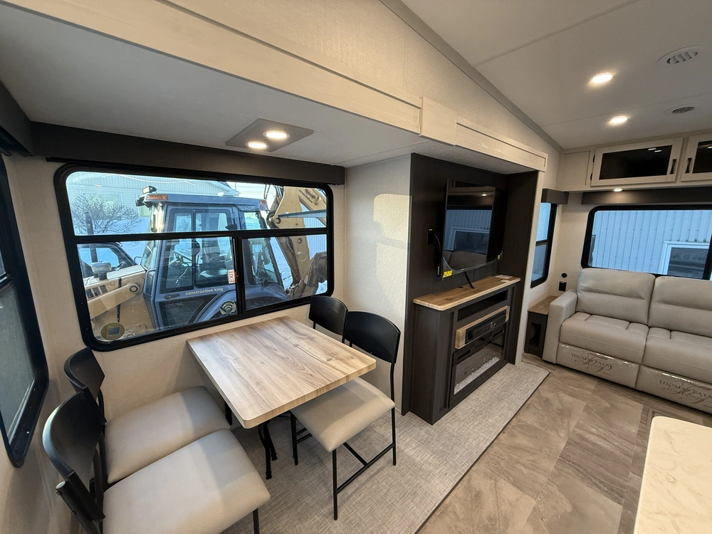 Chaparral 298rls 2026 alt