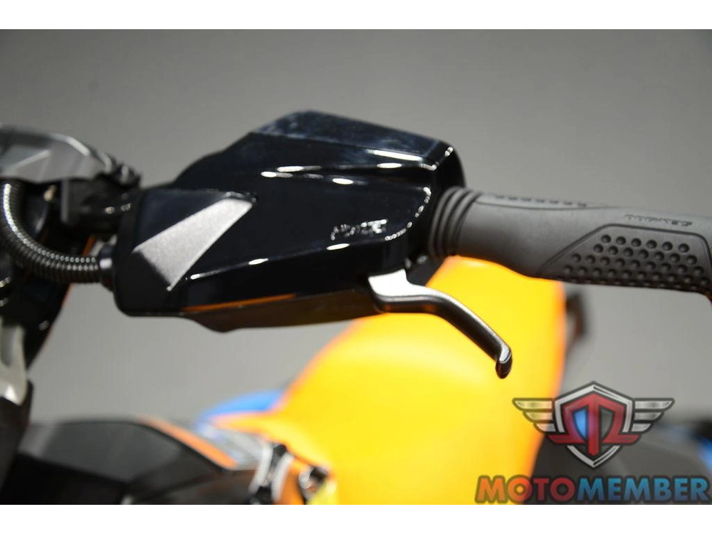 2026 Sea-doo Spark™trixx For 3 Rotax® 900 Ace™ - 90 Ibr And Audio alt