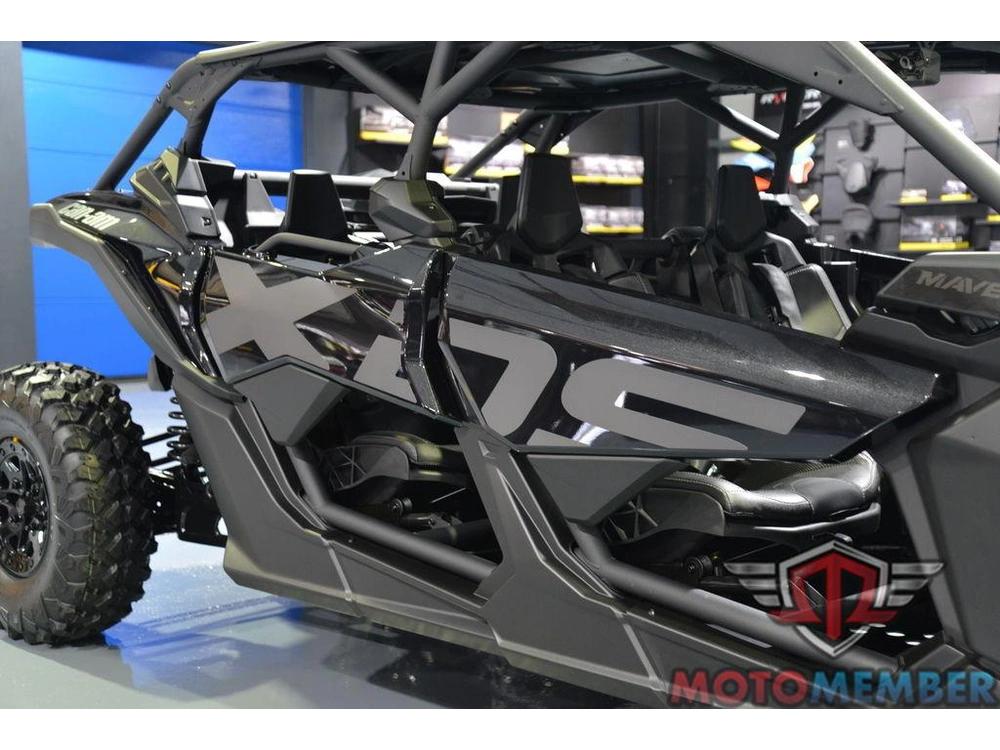 2025 Can-am Maverick X3 Max X Ds Turbo Rr With Smart-shox Triple Black alt