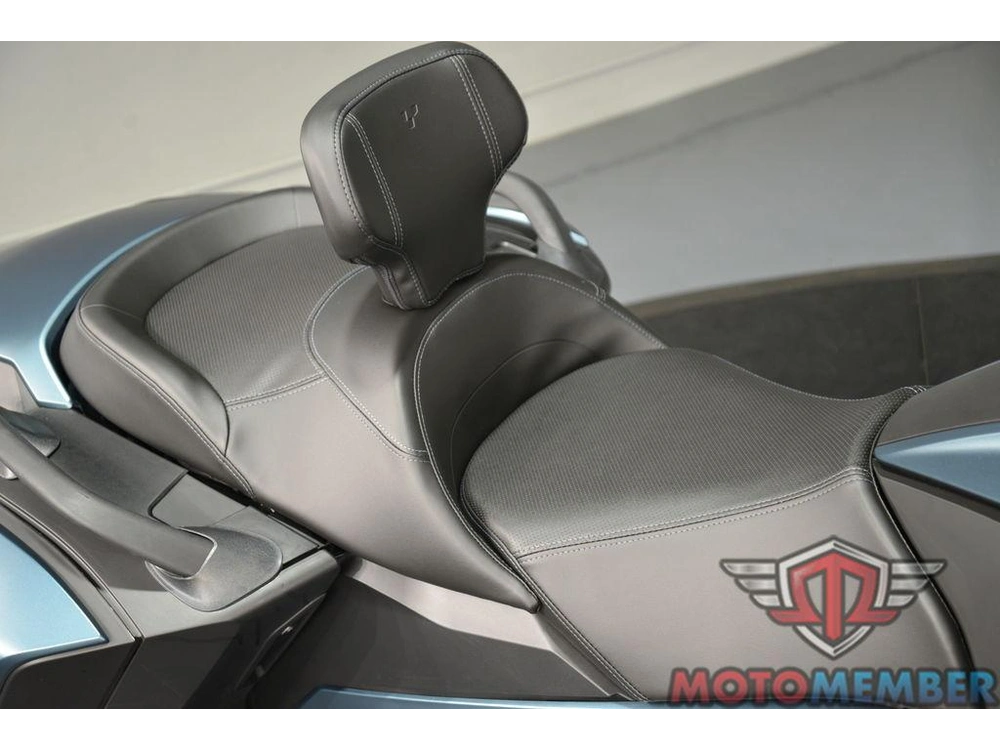 2026 Can-am Spyder Rt alt