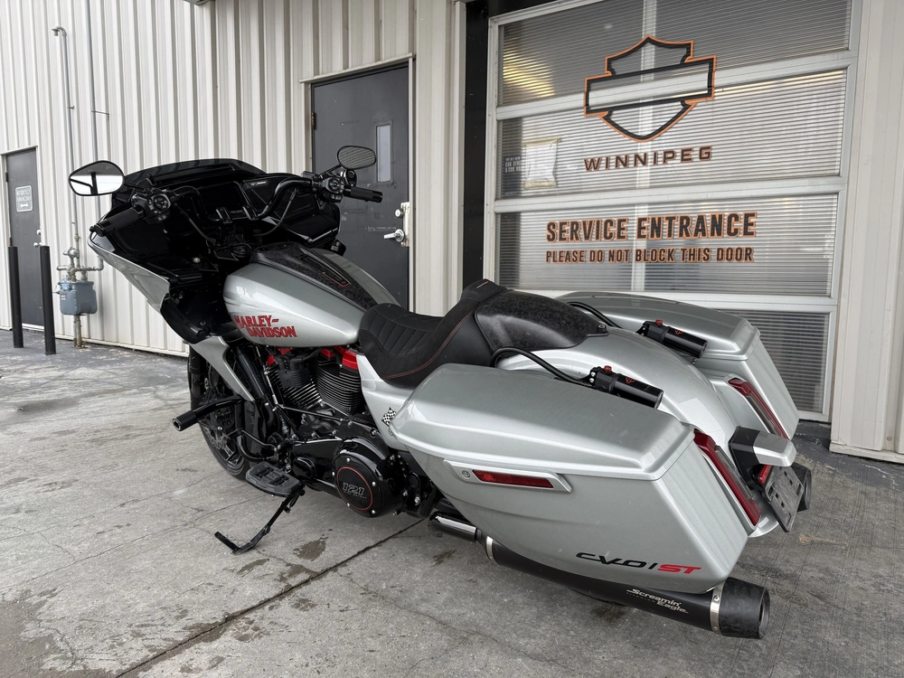2025 Harley-davidson Cvo Road Glide St alt