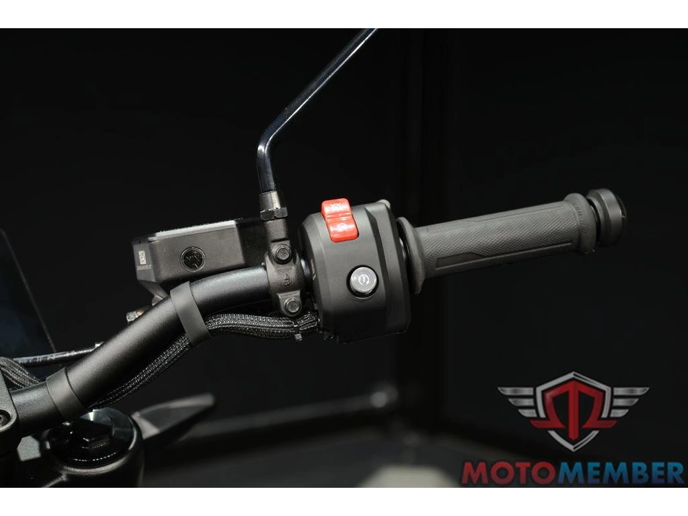 2025 Can-am Origin Carbon Black alt