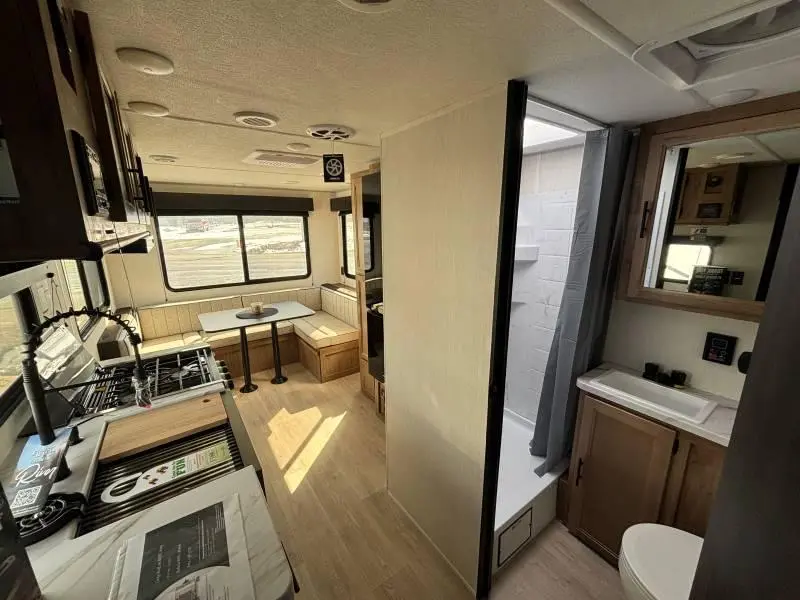 2026 Cherokee GREY WOLF 20 RDSE