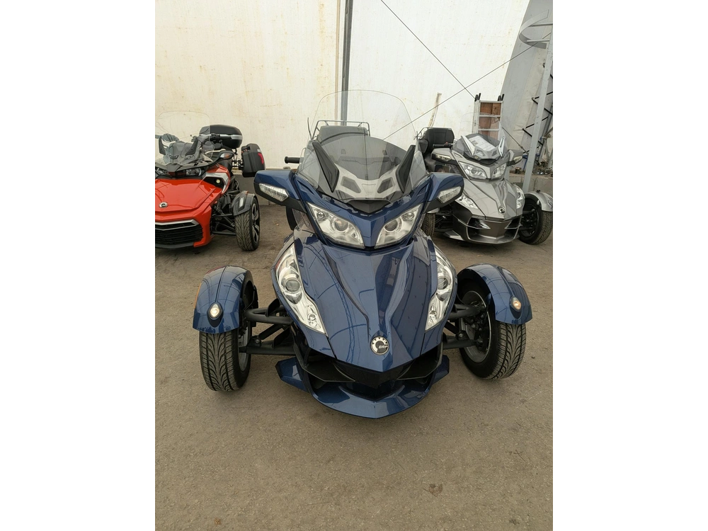 2011 Can-am Spyder Rt Audio & Convenience alt