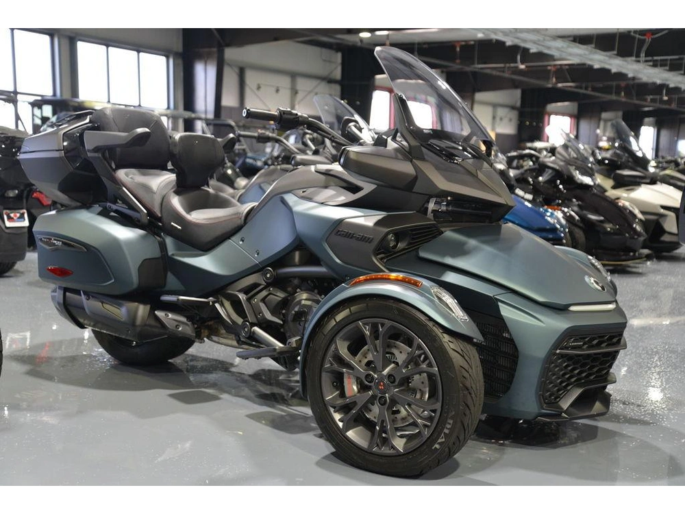 2026 Can-am Spyder Rt Limited Dark alt