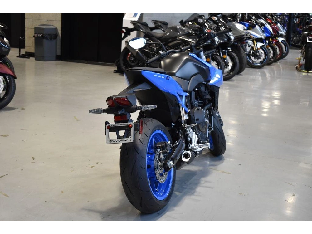 2024 Suzuki Gsx-8s alt