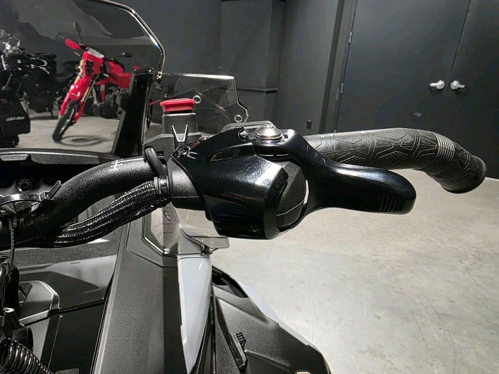 Ski-doo Renegade Adrenaline 900 Ace 2026 alt