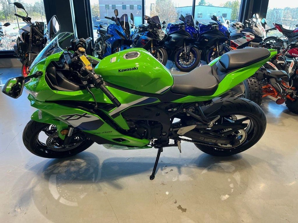 2026 Kawasaki Ninja® Zx™-4rr Abs alt