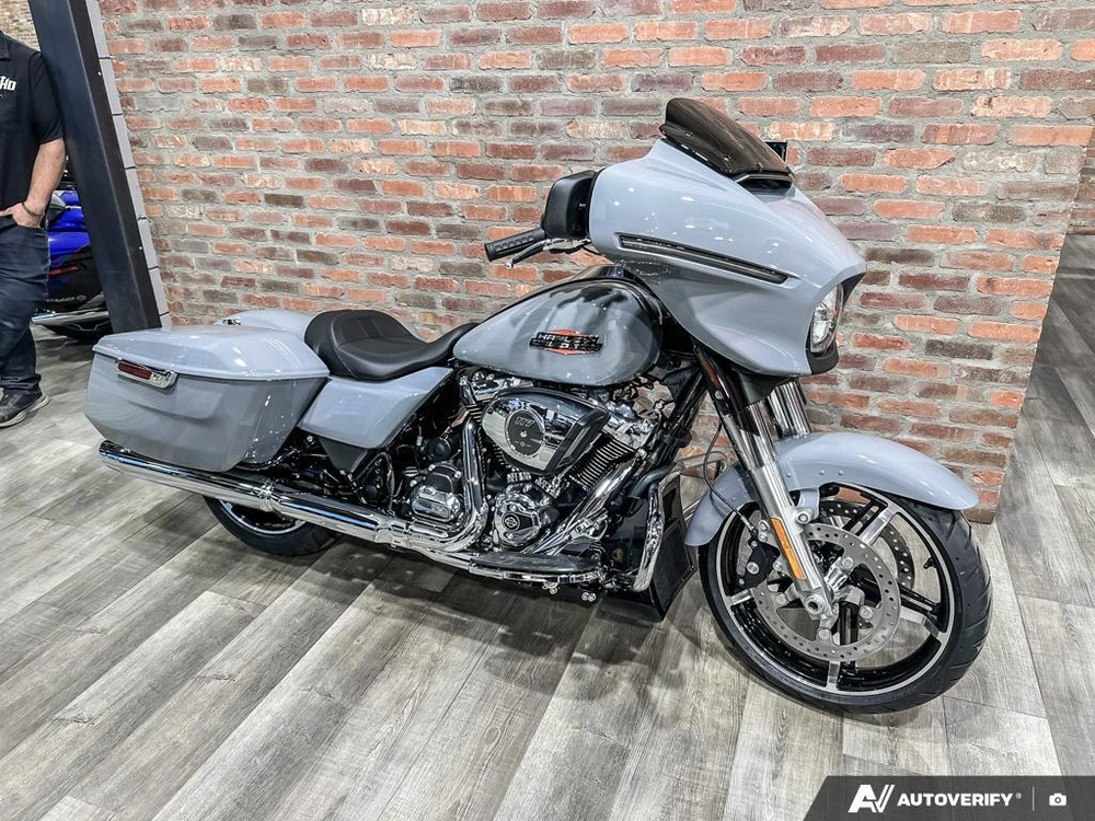 2026 Harley-davidson Street Glide alt