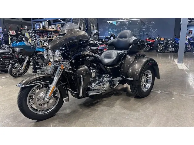 2020 Harley-Davidson FLHTCUTG Tri Glide UltraFLHTCUTG