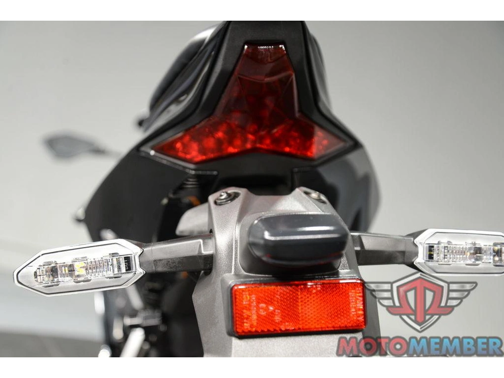 2025 Kawasaki Ninja® Zx™-4r Abs alt