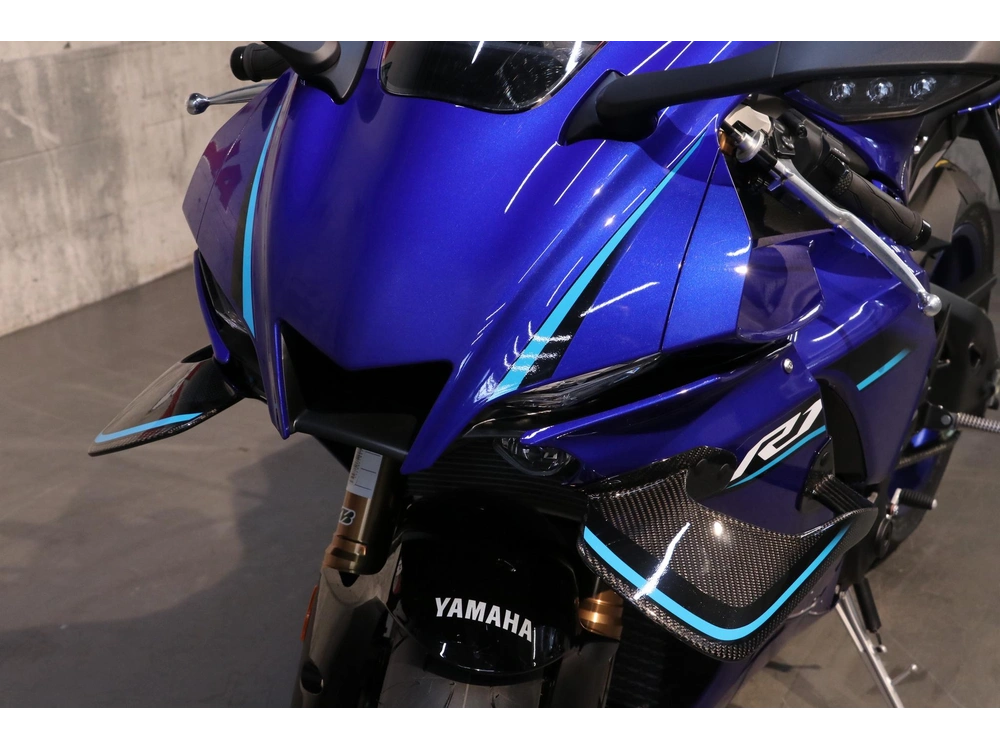 2026 Yamaha Yzf-r1 alt