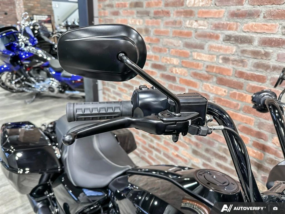 2026 Harley-davidson Road Glide alt