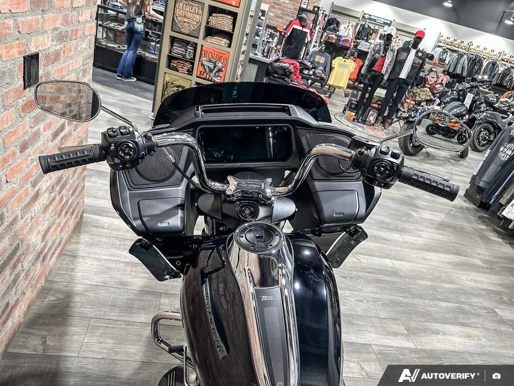 2026 Harley-davidson Road Glide alt