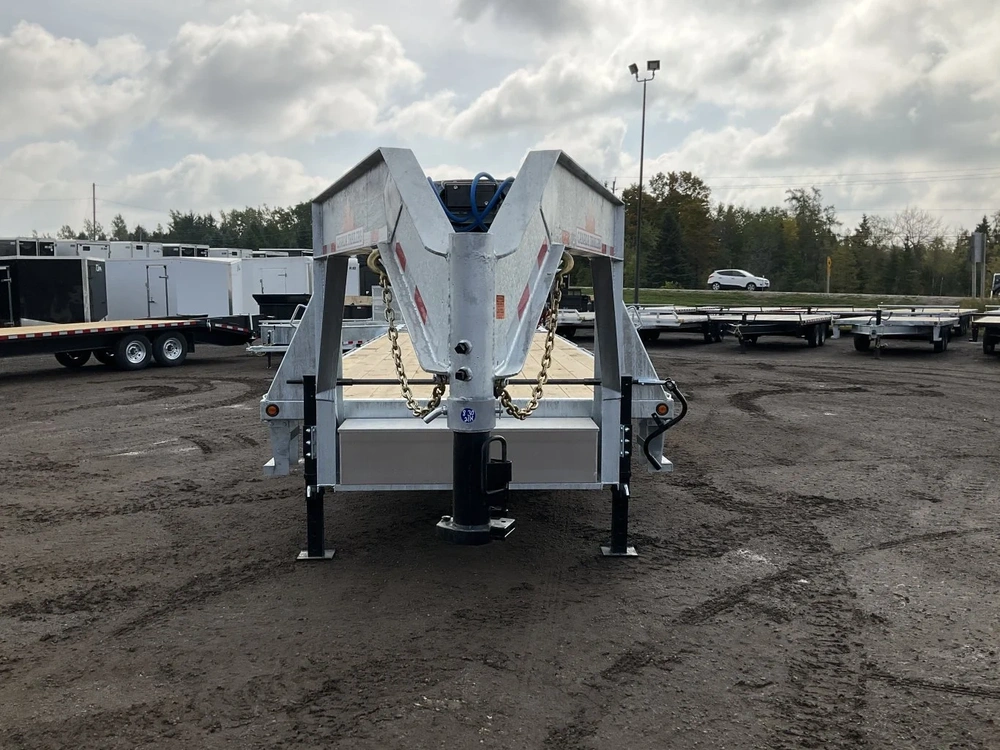 2026 Canada Trailers 8.5x30 10.5 Ton Galvanized Gooseneck Equipment Trailer alt