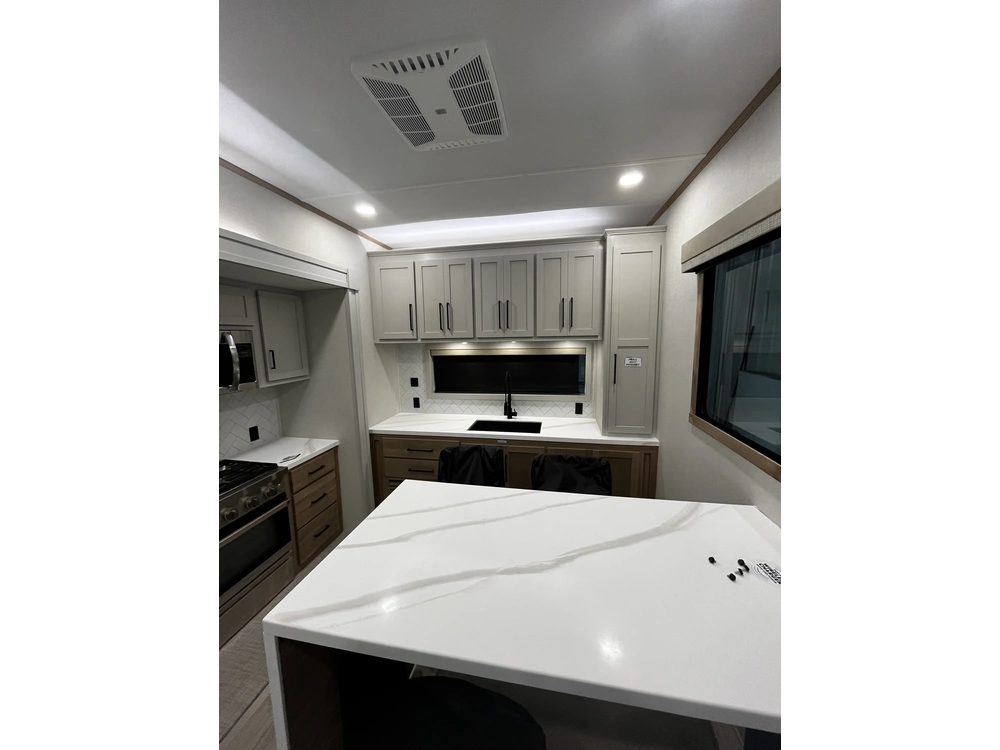 2026 Forest River Sierra 422fkl alt