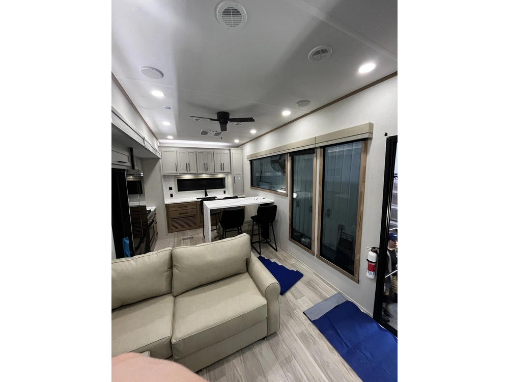 2026 Forest River Sierra 422fkl alt