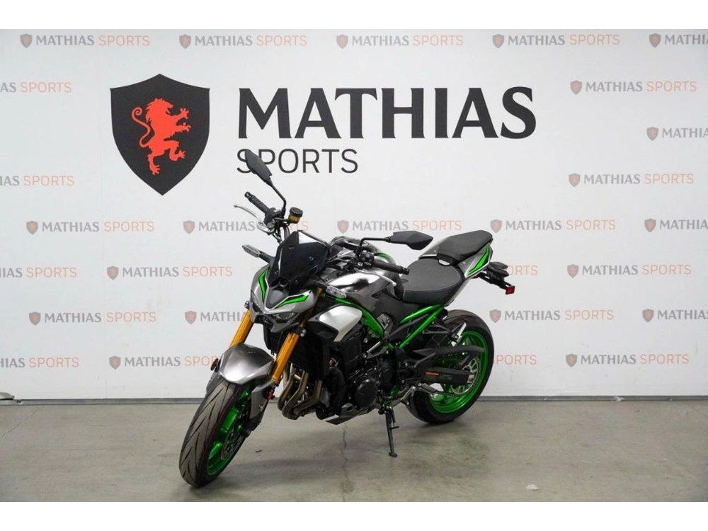 Kawasaki Z900 Se 2025 alt