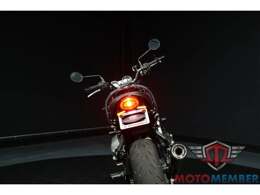 2023 Kawasaki Z900rs alt