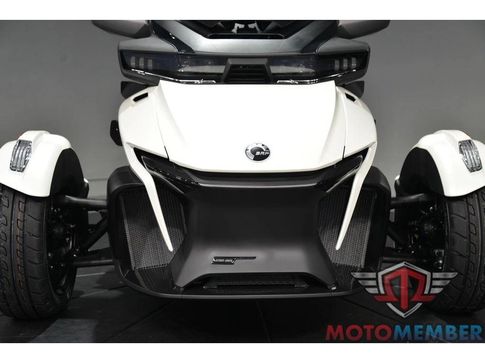 2026 Can-am Spyder Rt alt