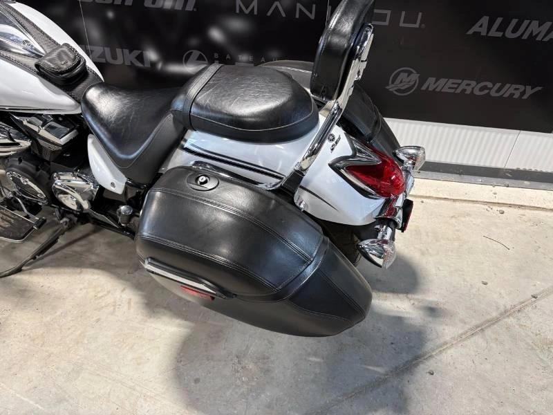 Yamaha V-star 950 2015 alt